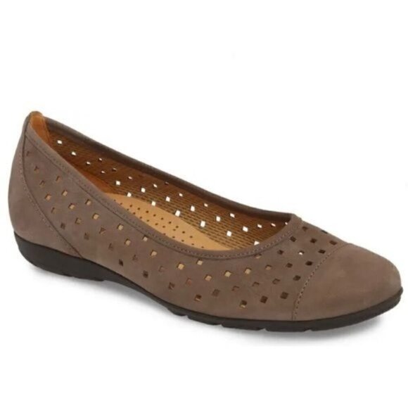 Gabor Ballet Flats Leather Perforated Comfort Classic Round Toe Gray/Tan Sz. 9.5 - Picture 1 of 8